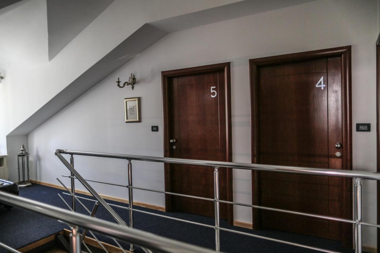Garni Hotel Atrium Nikšić Exteriör bild