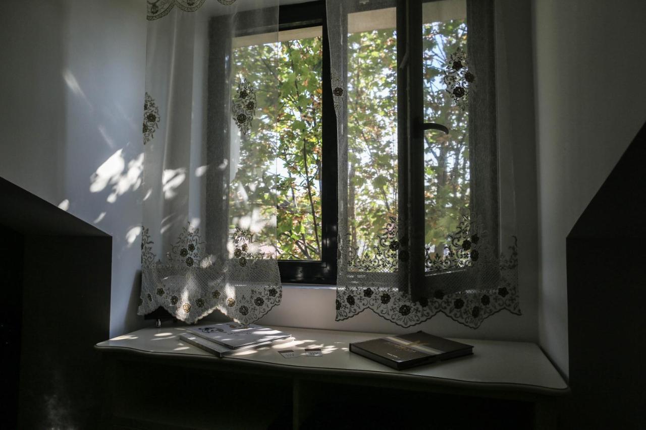 Garni Hotel Atrium Nikšić Exteriör bild